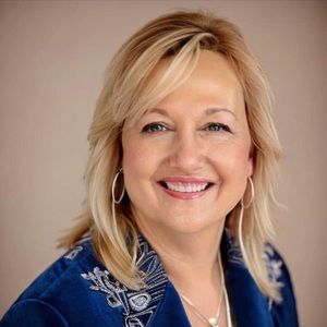 Meet your Posher, Kathy